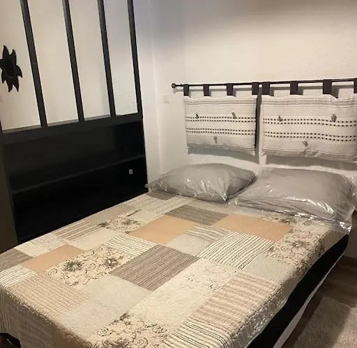 Aix Les Bains شقة *