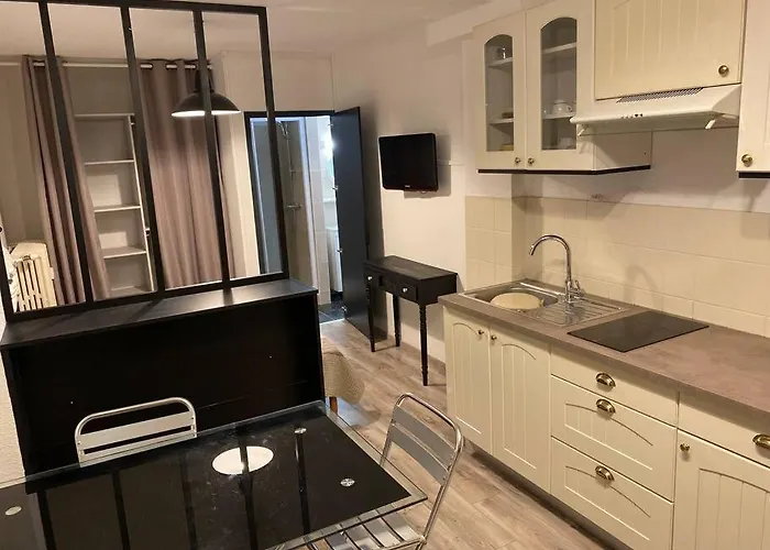 Aix Les Bains * إيكس ليه با